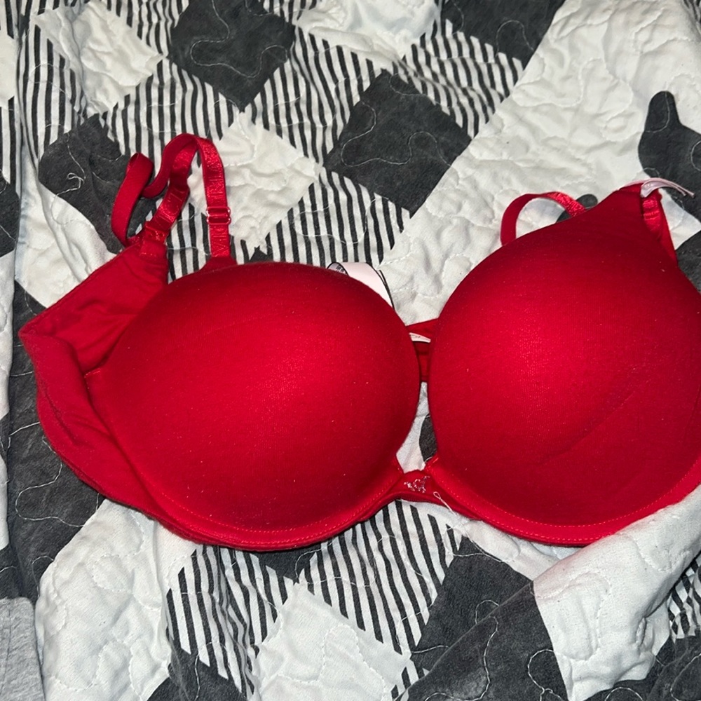 VS t-shirt push up plunge